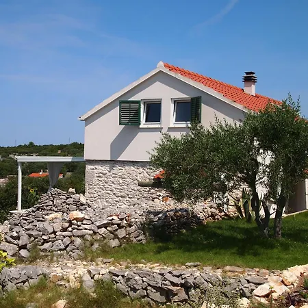 Mendula Vela Luka