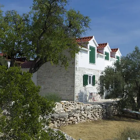 Mendula *